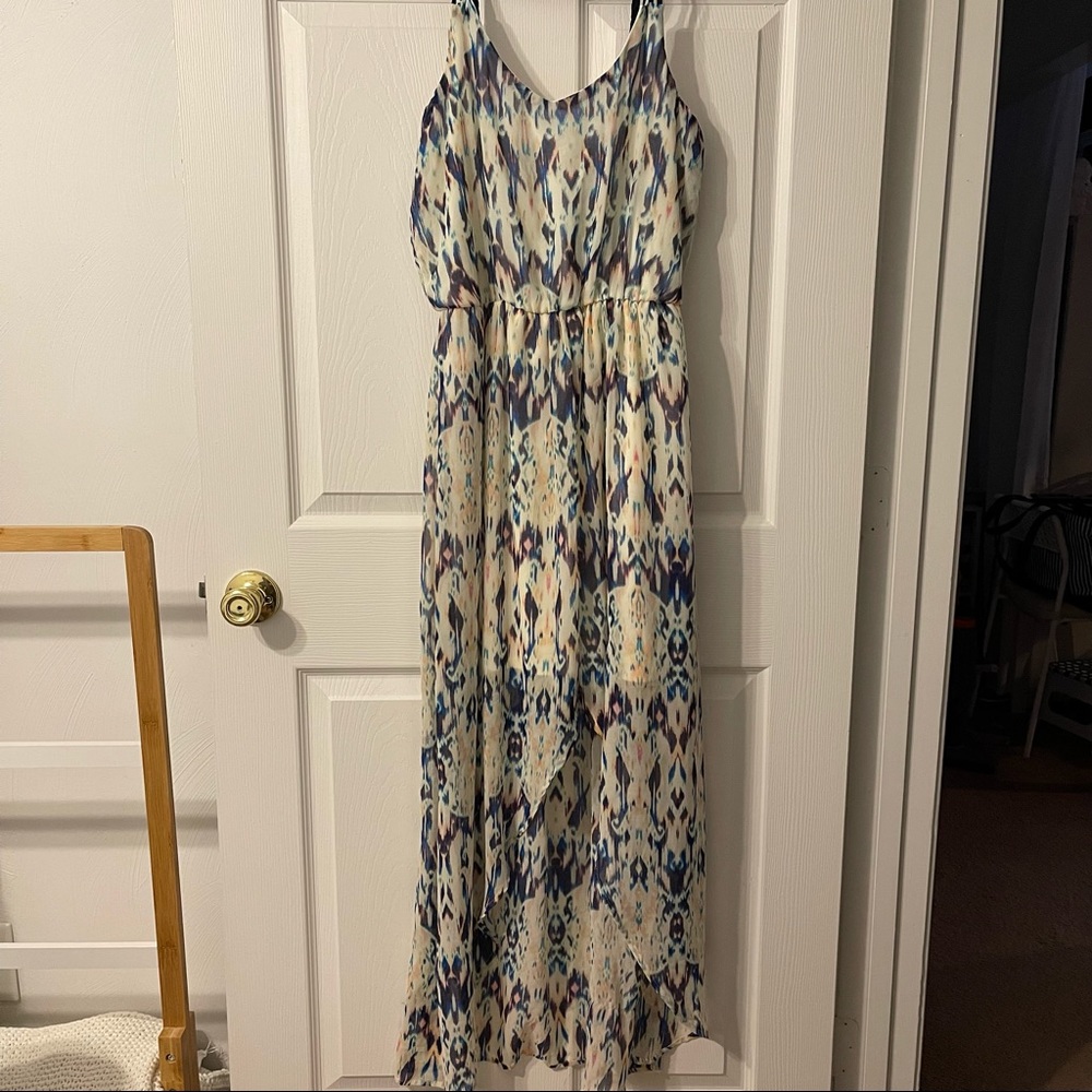 High-Low Dress - Picture 2 of 5